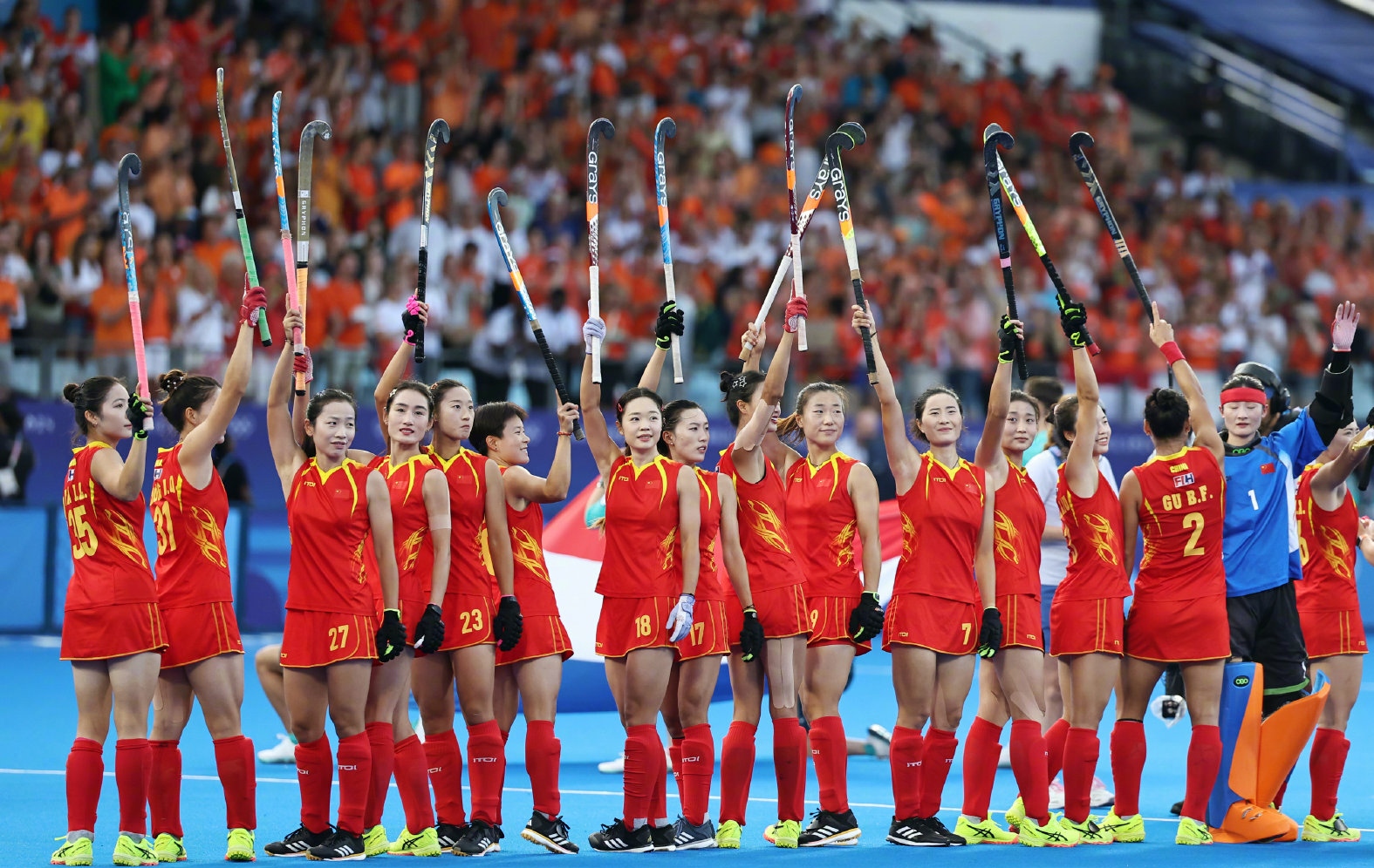 法国队在曲棍球比赛中取得胜利