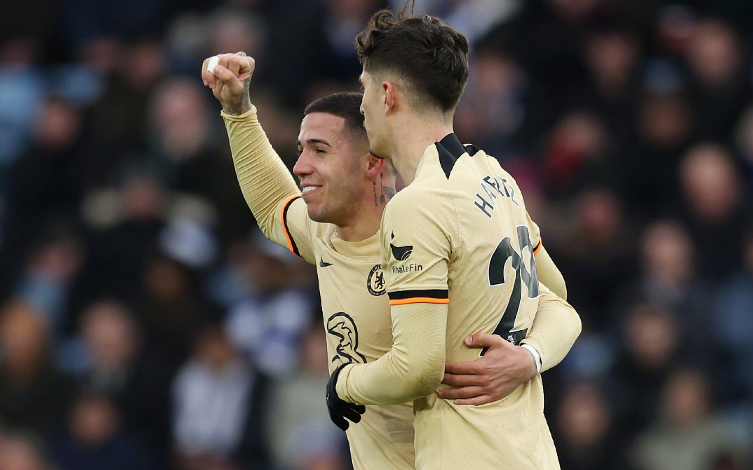 关于客场取胜瞬间，球队斩获连胜的信息