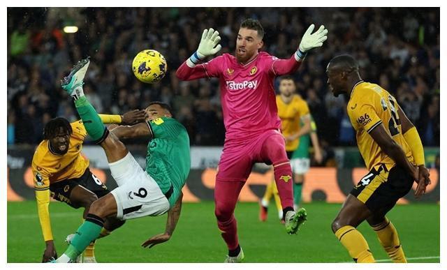 爱游戏app下载-关于小球队崭露头角，积分榜突围的信息