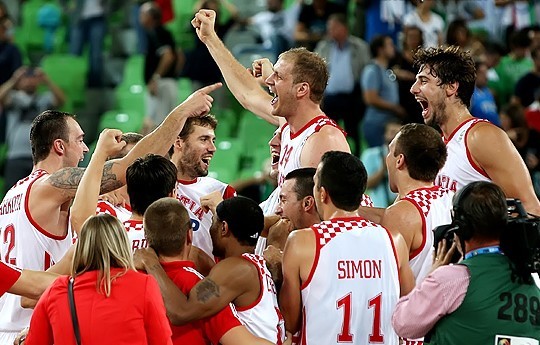 德国强势对阵克罗地亚，争取胜利