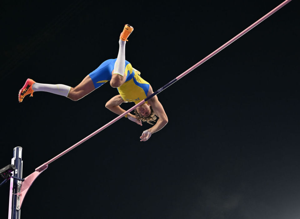 美国短跑天才夺得冠军全新纪录诞生