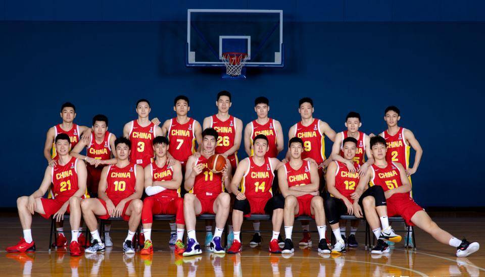 男篮联赛开启新赛季，各队备战开挑战的简单介绍