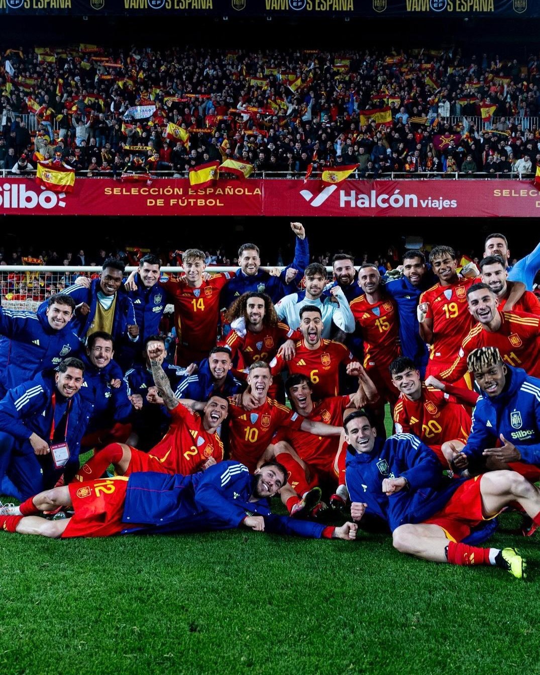 西班牙大胜挪威，力挺晋级欧预赛八强的简单介绍