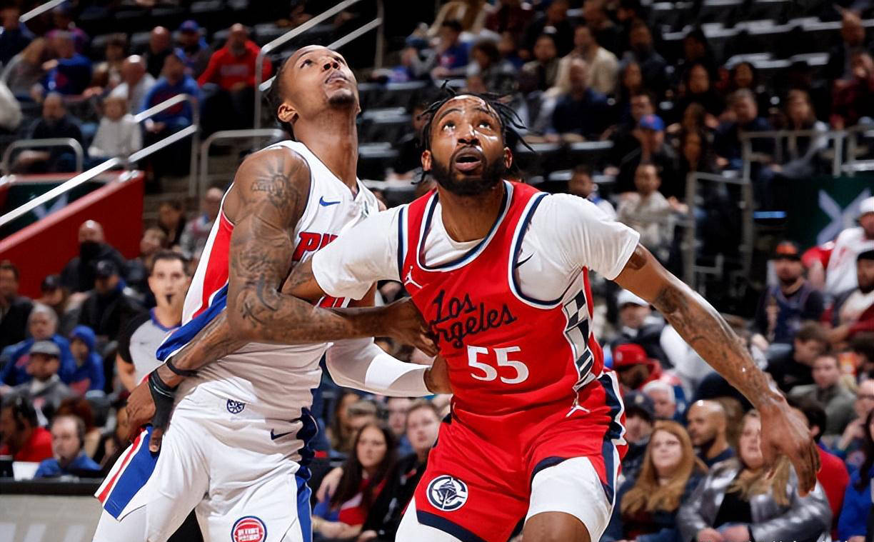 包含快船大将复出助球队连胜，队内士气大增的词条