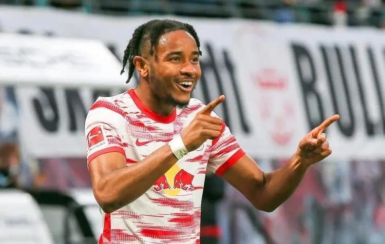 包含莱比锡球员发挥出色，轻松战胜对手保持不败的词条