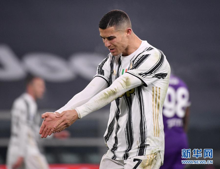 包含尤文图斯狂胜佛罗伦萨！尤文图斯领跑板上钉钉的词条