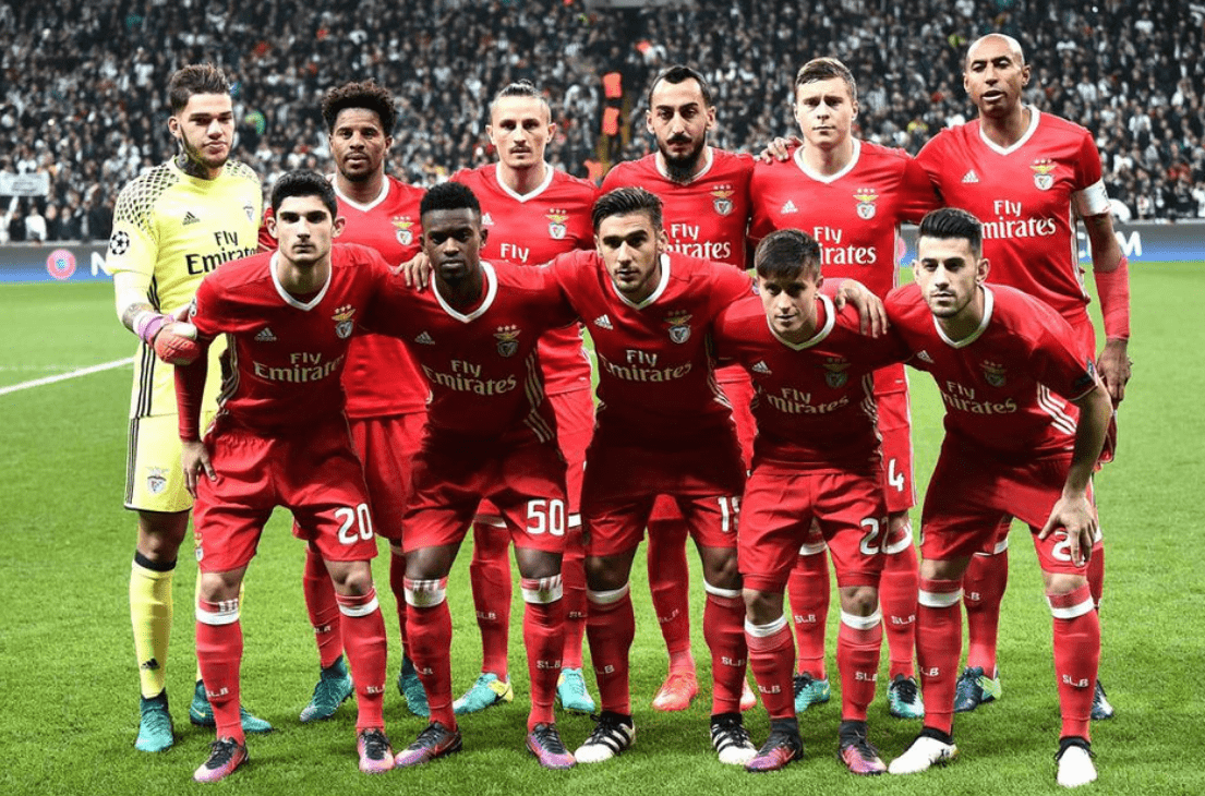 爱游戏在线登录-包含阿贾克斯后防稳固，乌德勒支主场难获分的词条