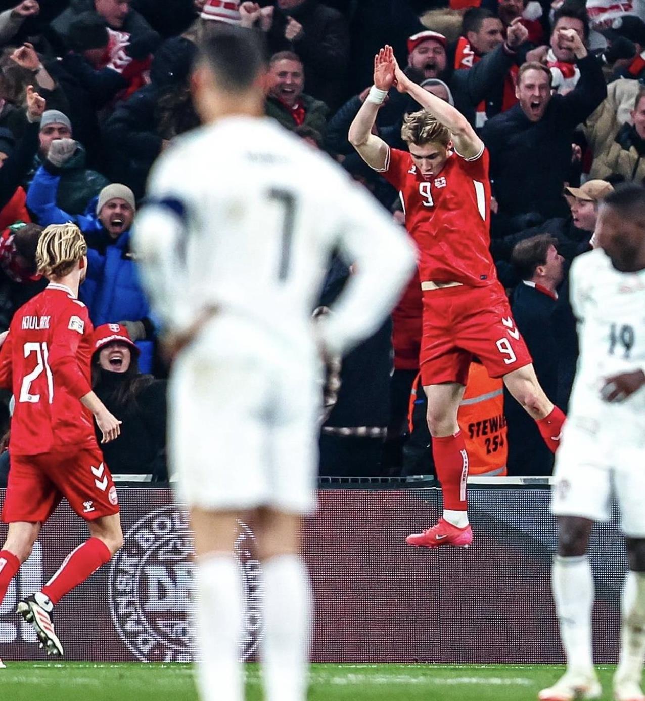 爱游戏官网网页版入口-关于葡萄牙队士气高涨，荷兰能否扭转局势？的信息