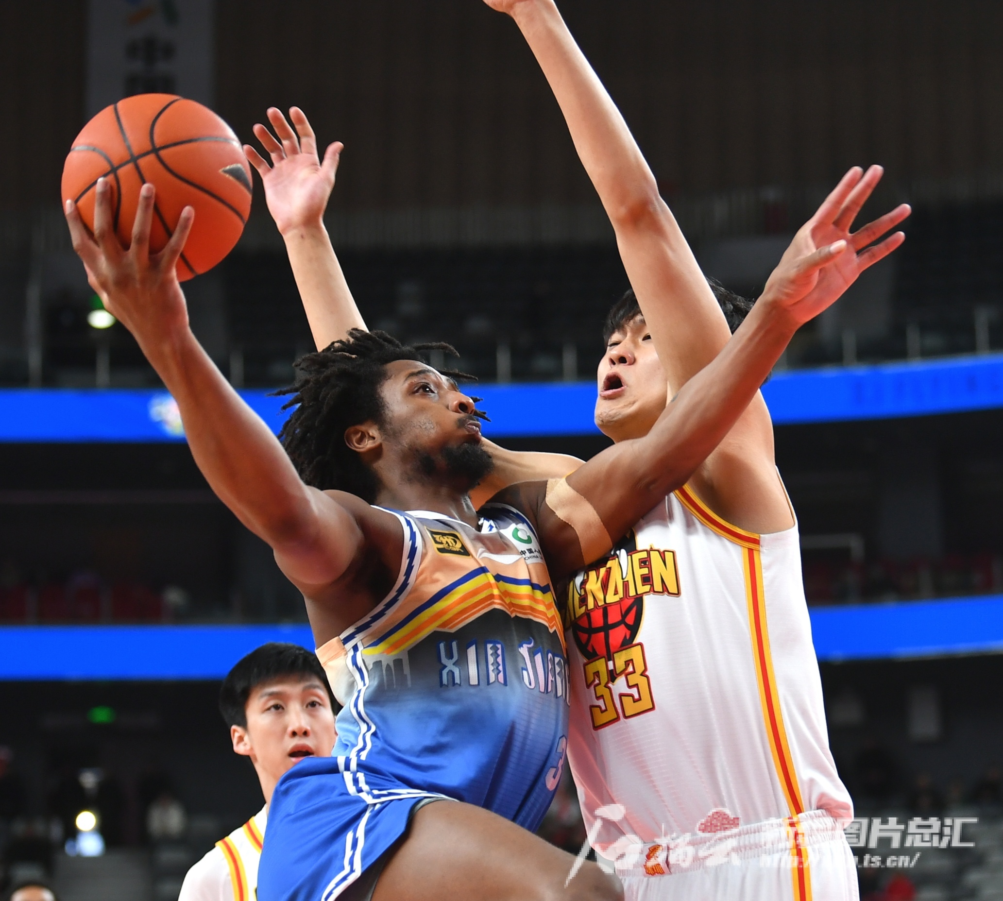 深圳主场被人和击败,陷入低谷的简单介绍 深圳主场被人和击败,陷入低谷的简单介绍